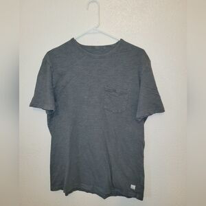 Vuori Men's T-Shirt Gray
